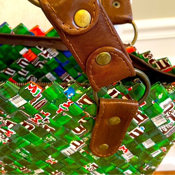 Mitz M&M Wrapper Woven Zip Tote with Leather Straps Size L - Picture 7 of 8